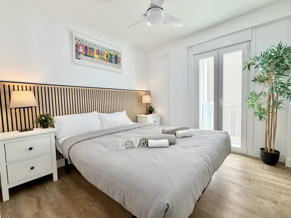 Premium Apartment Terrace & Beachfront by TuriVida Apartment in Fuengirola