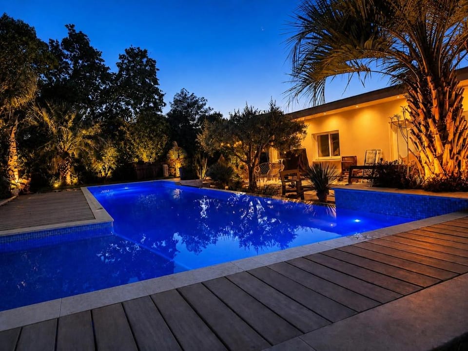 Pool view, Swimming pool
