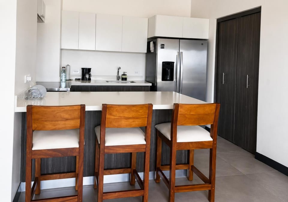 Coffee/tea facilities, Kitchen or kitchenette
