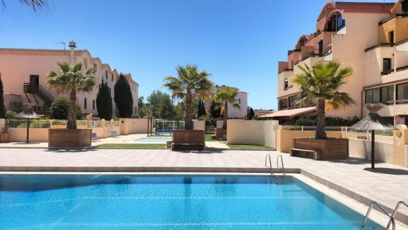 Magnifique appartement piscine et terrasses Apartment in Gruissan