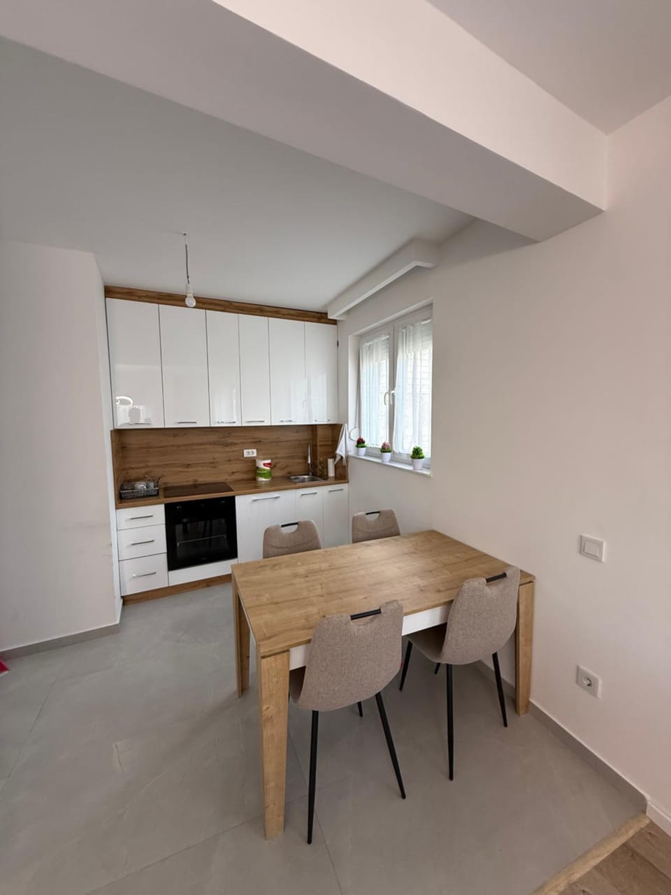 Top Apartment Pr 'Parking garage' Apartment in Serbia