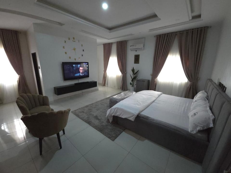 House 27 Crown Apartment in Abuja