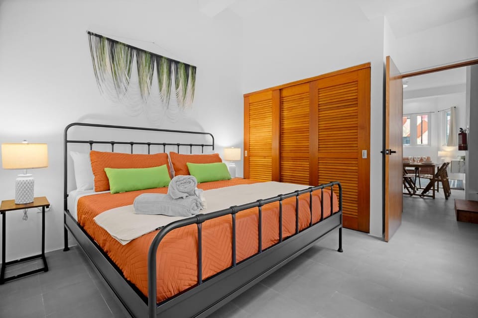 Bed, Photo of the whole room, Bedroom, wardrobe