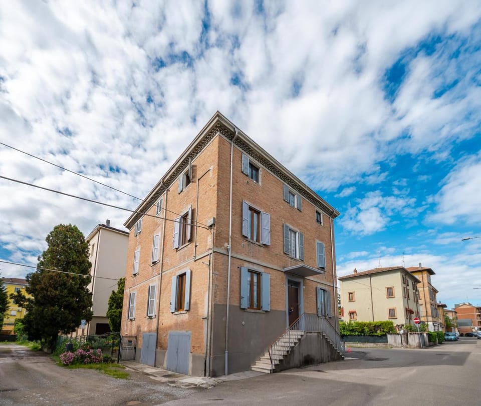 Maserati House - H24 Bookable Apartment hotel in Modena