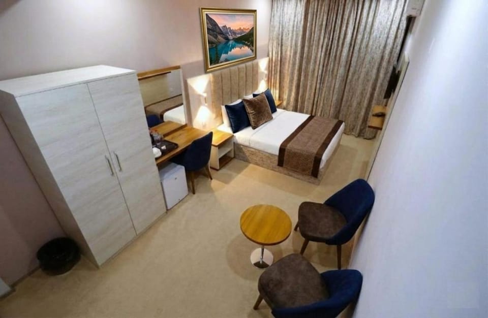 Photo of the whole room