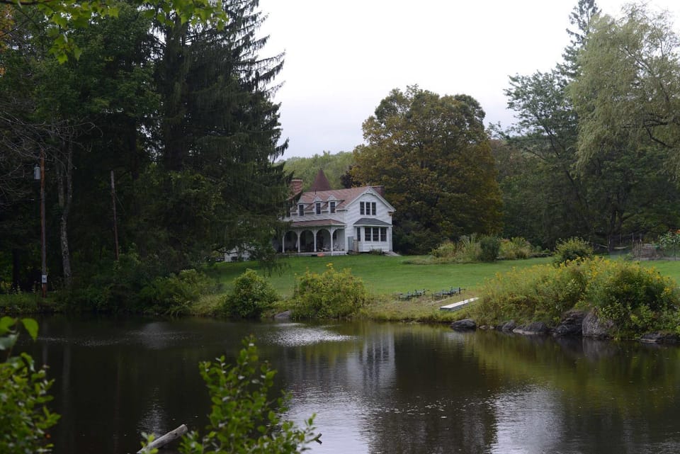 Crossbridge - Vintage Charm & Unique Character House in West Stockbridge