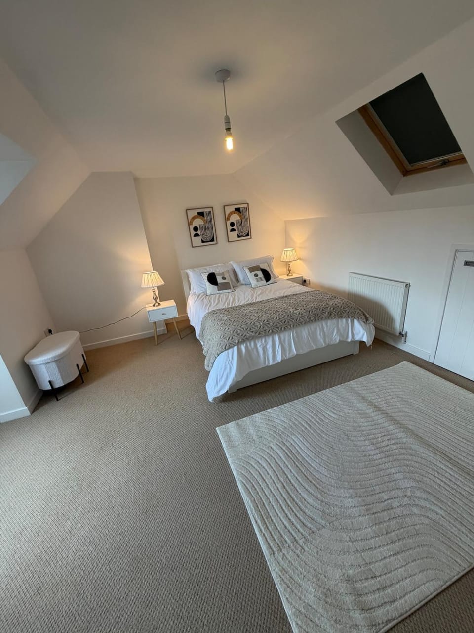5 bedroom House FREE parking central sleeps 9 House in Bury Saint Edmunds