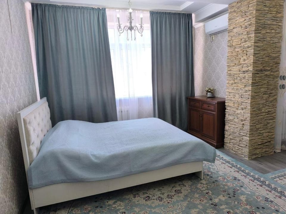 Комфортная квартира Центр Smart TV Wi-Fi Apartment in Almaty Region, Kazakhstan