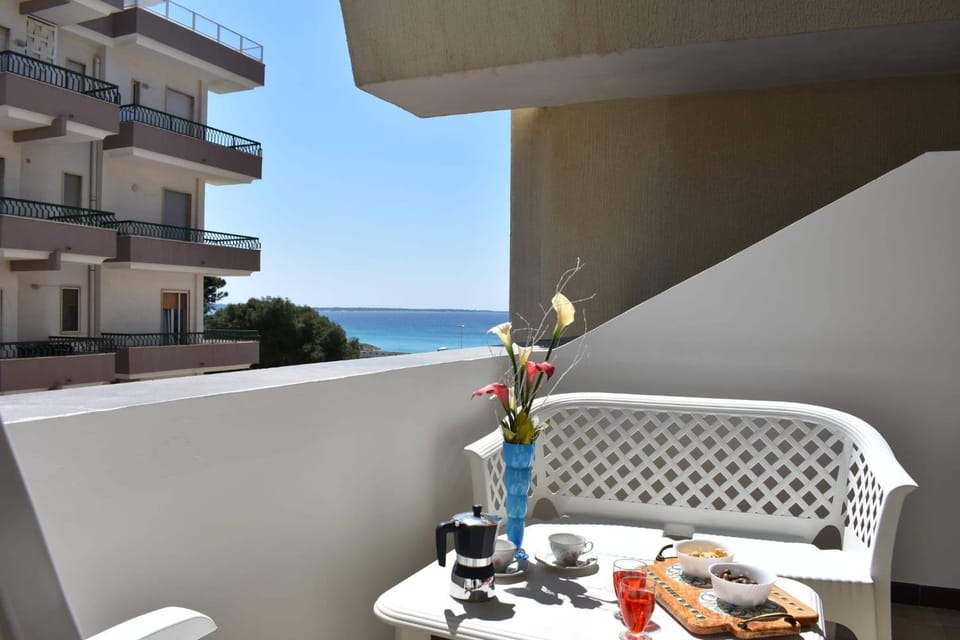 View (from property/room), Balcony/Terrace, Sea view