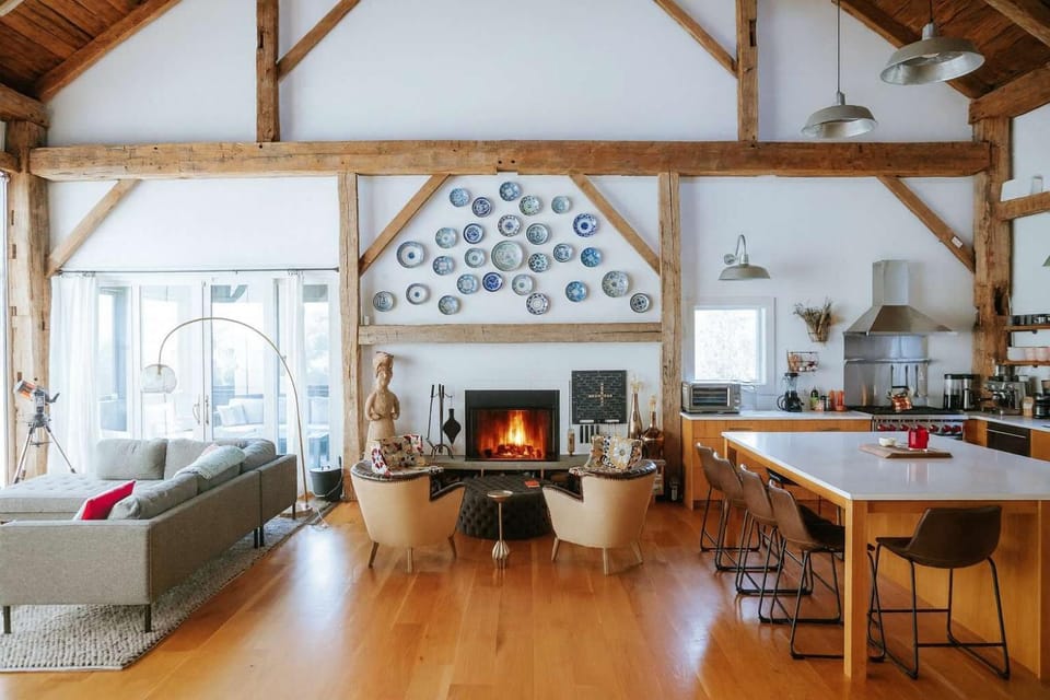 Graybarn by Copake Lake with Pool & Hot Tub House in Copake Lake