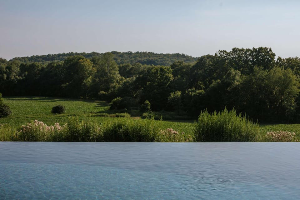 Graybarn by Copake Lake with Pool & Hot Tub House in Copake Lake