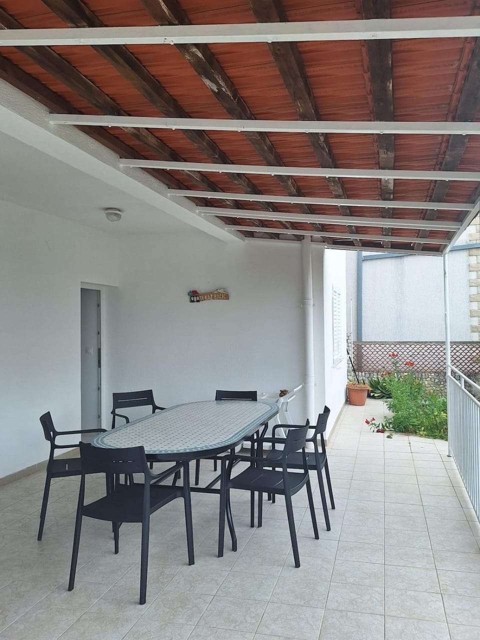 Patio, Dining area