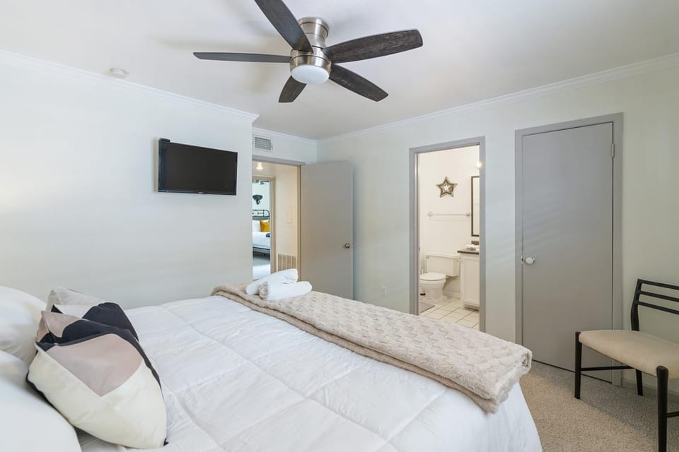 Austin Apartments by Andes STR Apartment in Austin