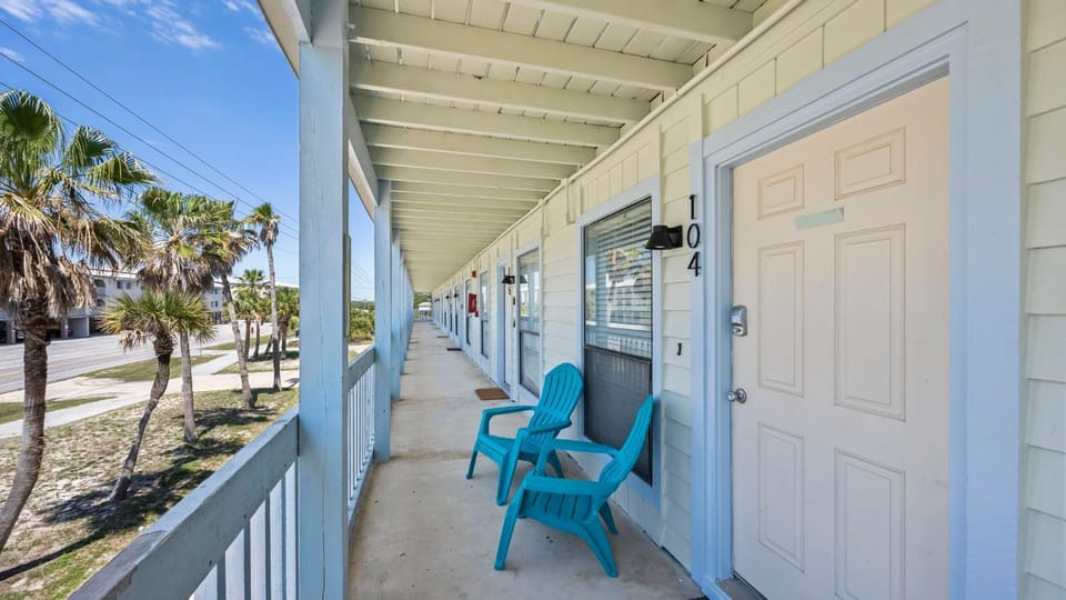 The Cove A104 House in West Beach