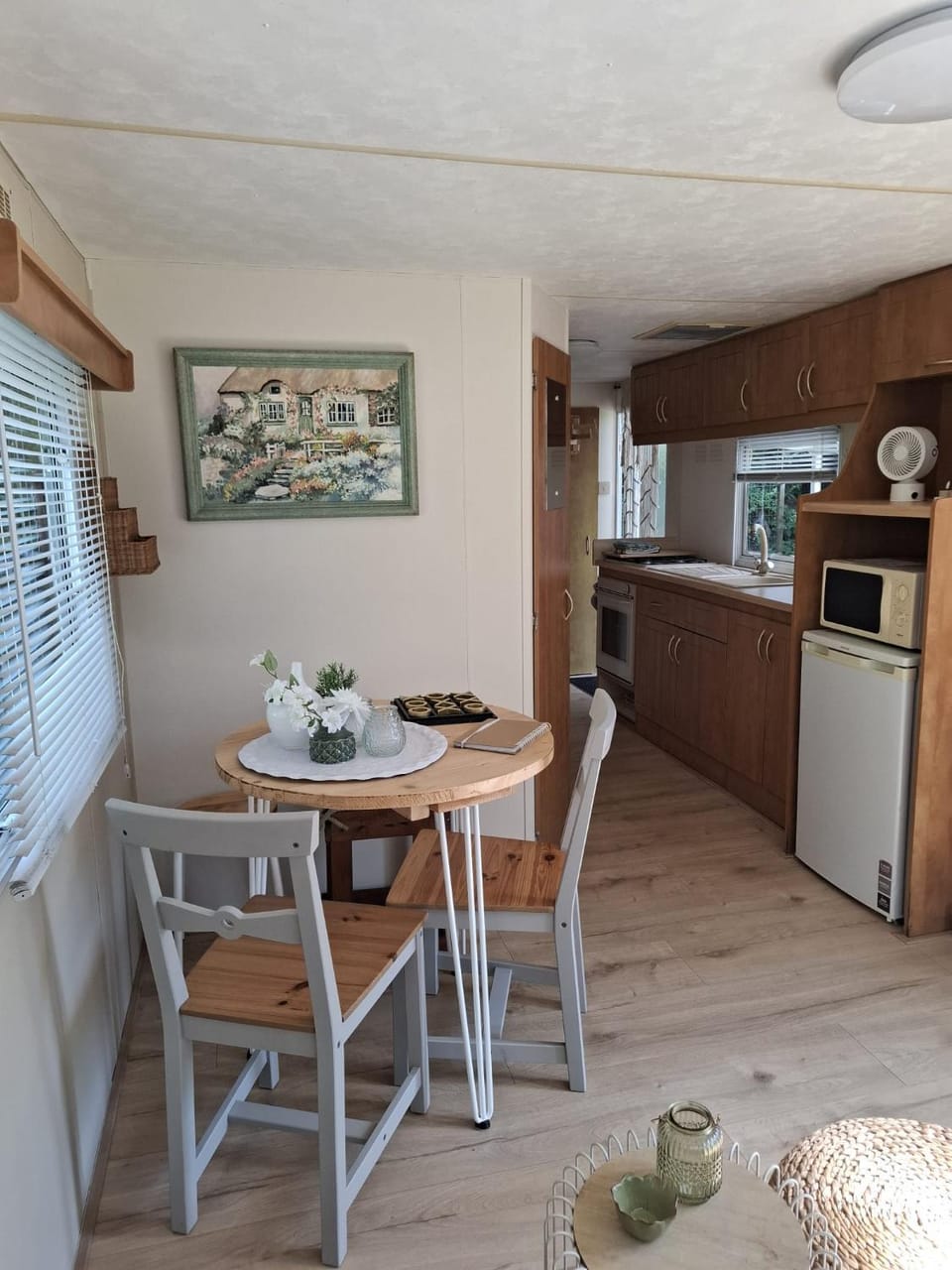 Kitchen or kitchenette, Dining area, kitchen, kitchen