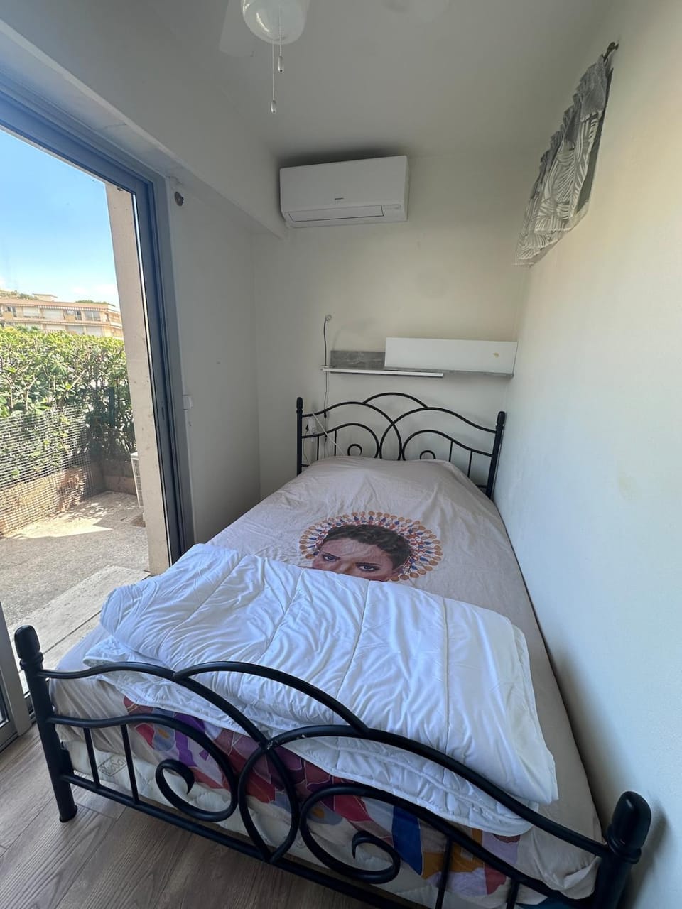 Quiet ground-floor apartment, residence with swimming pool Apartment in Mandelieu-La Napoule