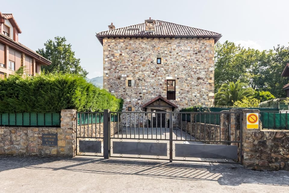 Casa Torre De Guriezo House in Cantabria