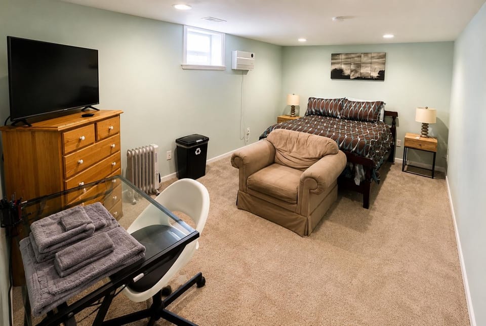Peaceful Stay-Private Lower Level with Private Bath Vacation rental in Ohio