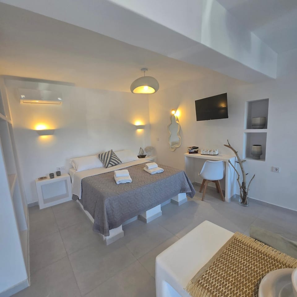 Utopia Kythnos Iris Apartment in Kea-Kythnos