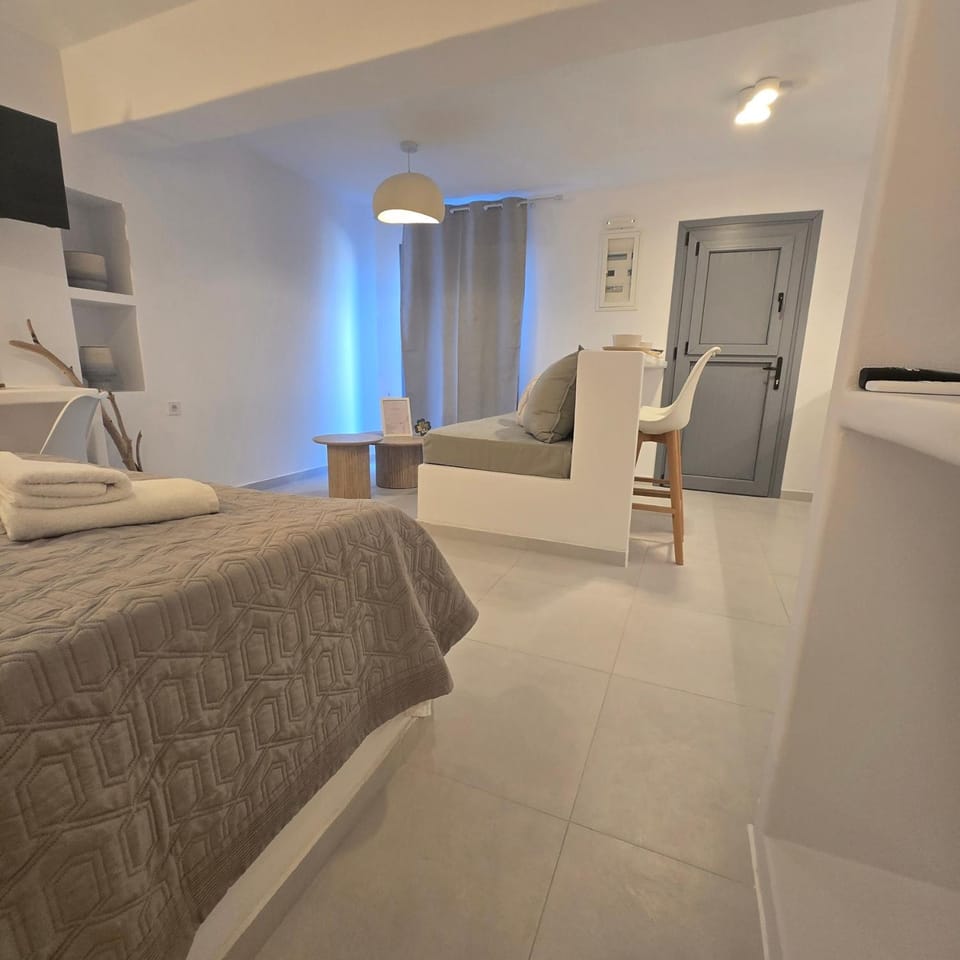Utopia Kythnos Iris Apartment in Kea-Kythnos