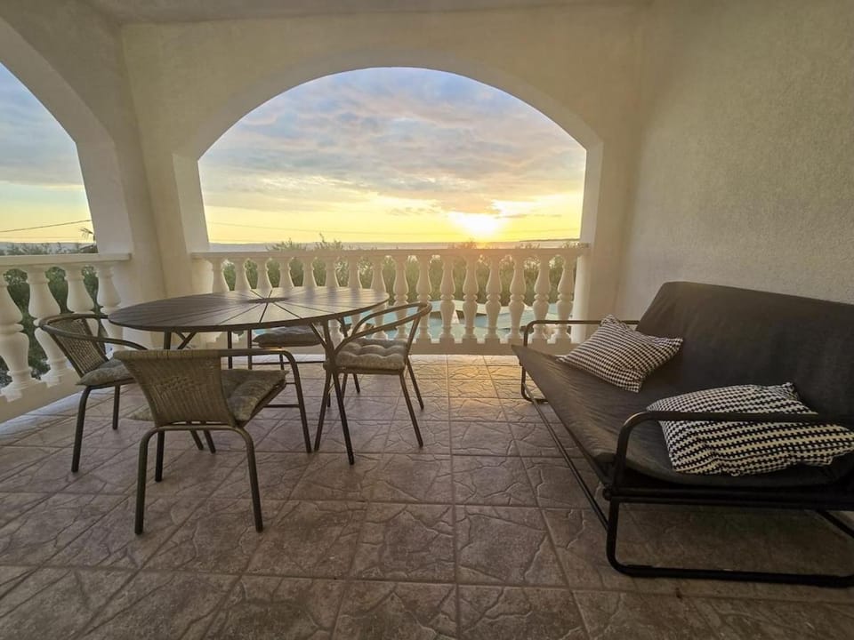 Olea 1930 - Beachfront Studio Apartment for 2 Apartment in Zadar County