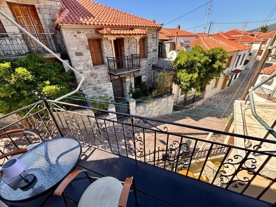 Patio, Neighbourhood, View (from property/room), Balcony/Terrace, Street view