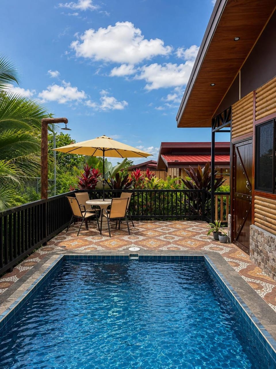Garden, Swimming pool