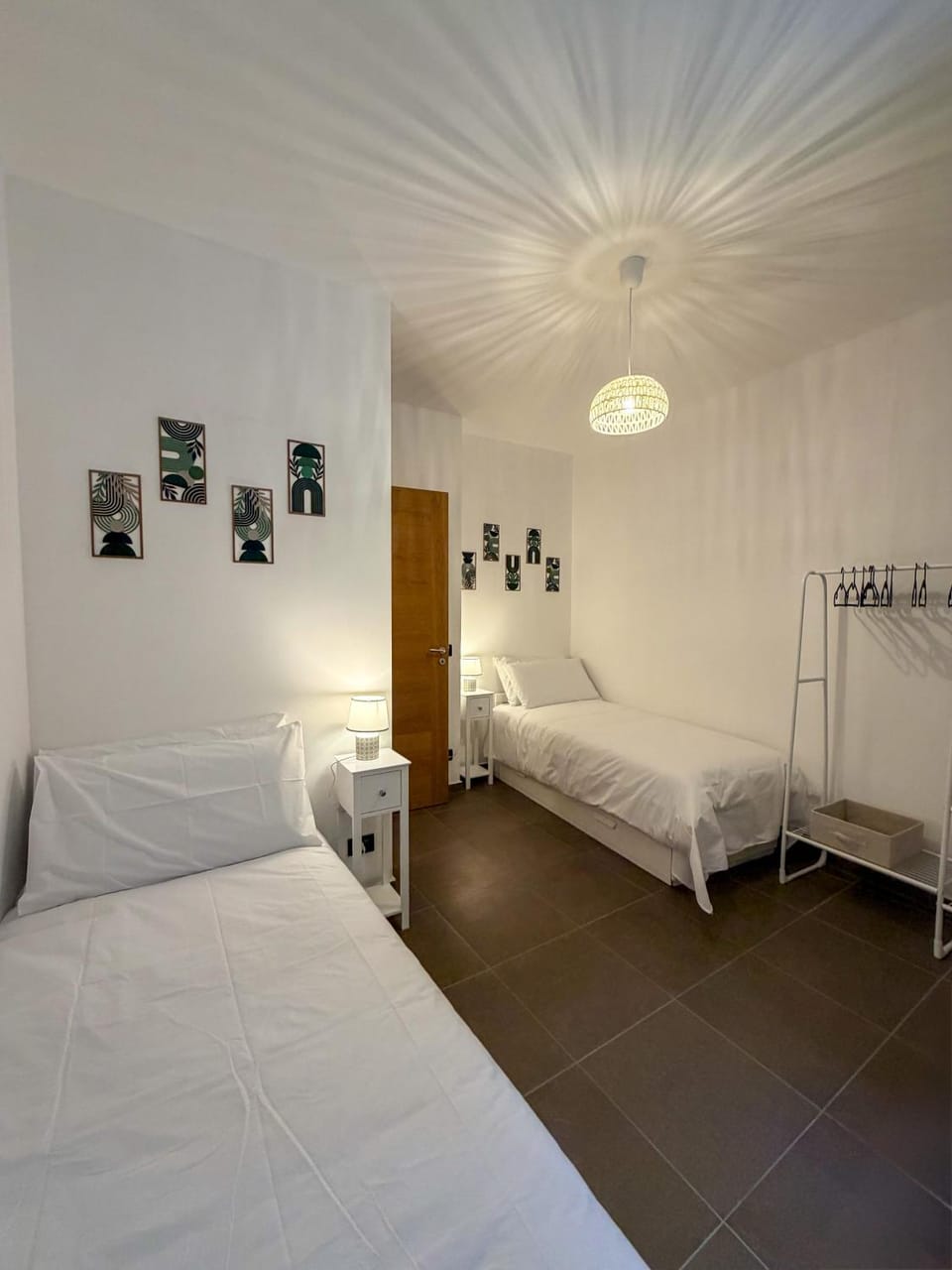 Bed, Bedroom, air conditioner