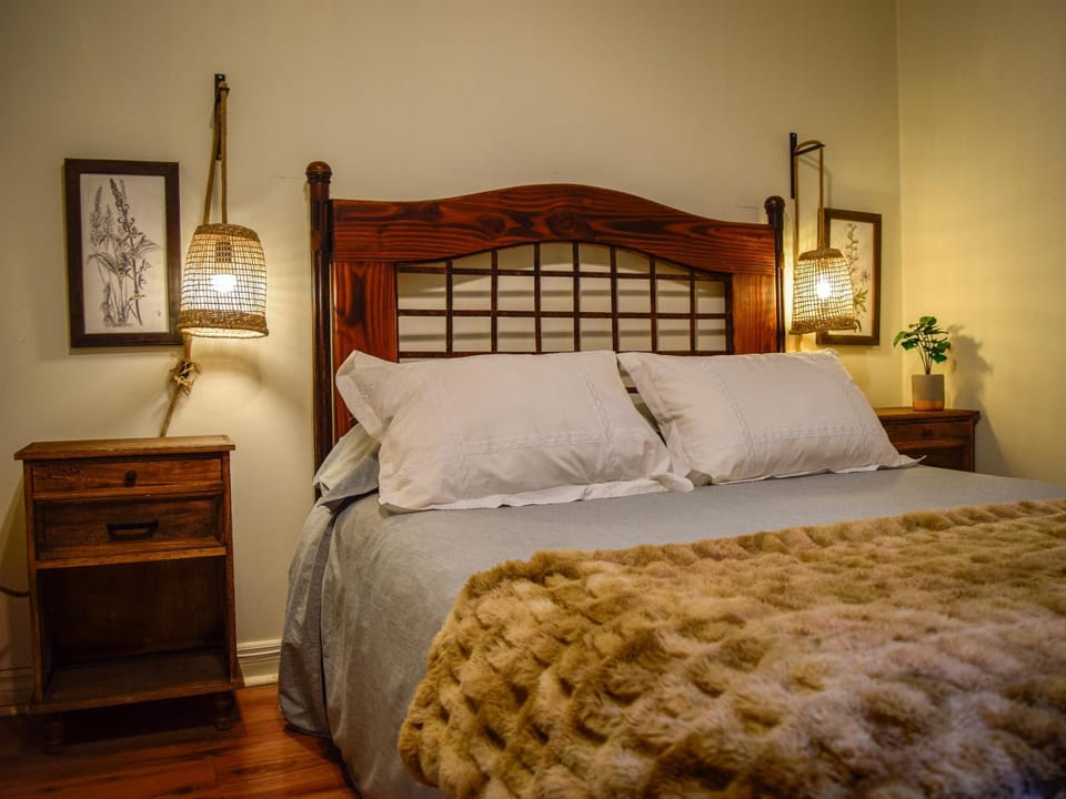 Bed, Bedroom