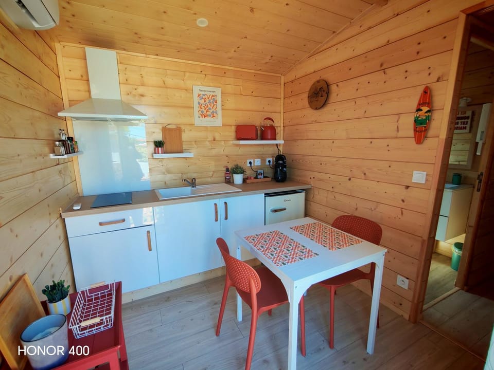 Tiny house climatisée en bord de bassin Apartment in Gujan-Mestras