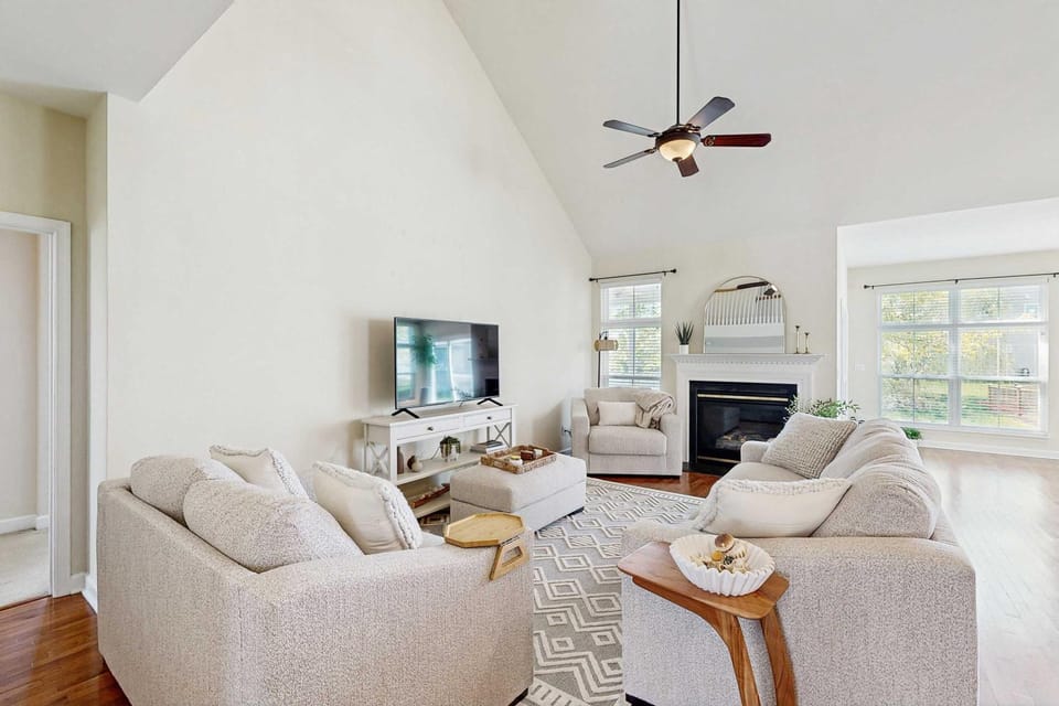 Swann Cove spacious house with community pool House in Sussex County