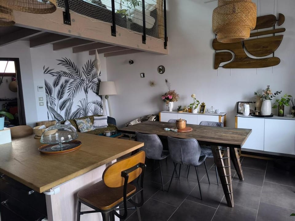 Appartement en duplex avec terrasse sur toit Apartment in Villeneuve-lès-Maguelone