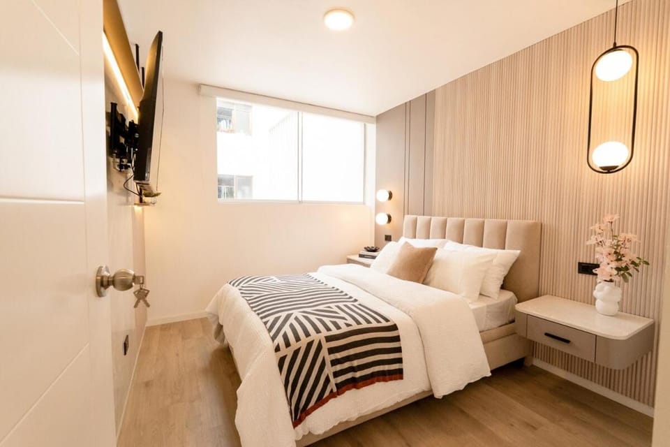 Walk to Larcomar Modern apartment on Av Larco Apartment in Miraflores