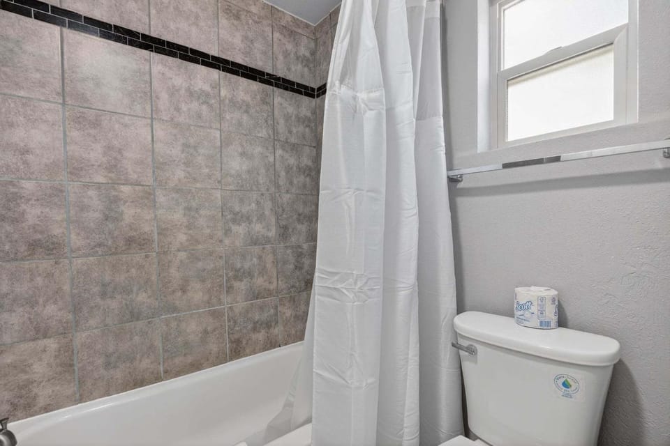 Eagle Motel Suite 115 House in Manitou Springs