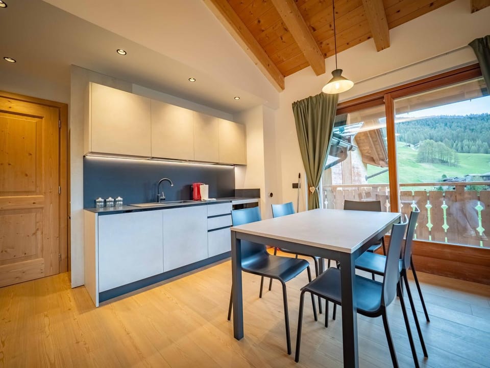 Bait da Riccardo - Alpine Escape Apartment in Canton of Grisons