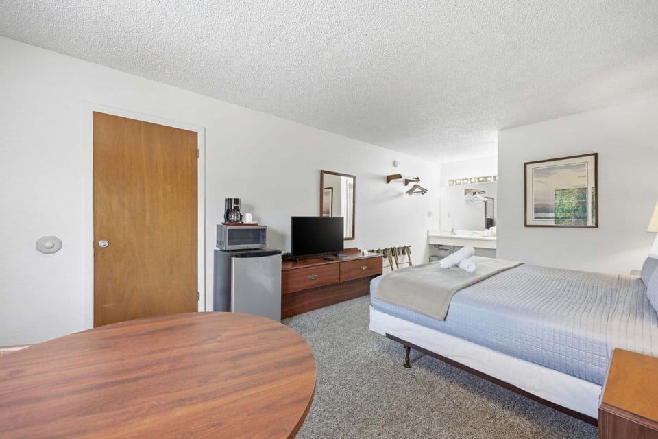 Eagle Motel Suite 226 Hotel in Manitou Springs
