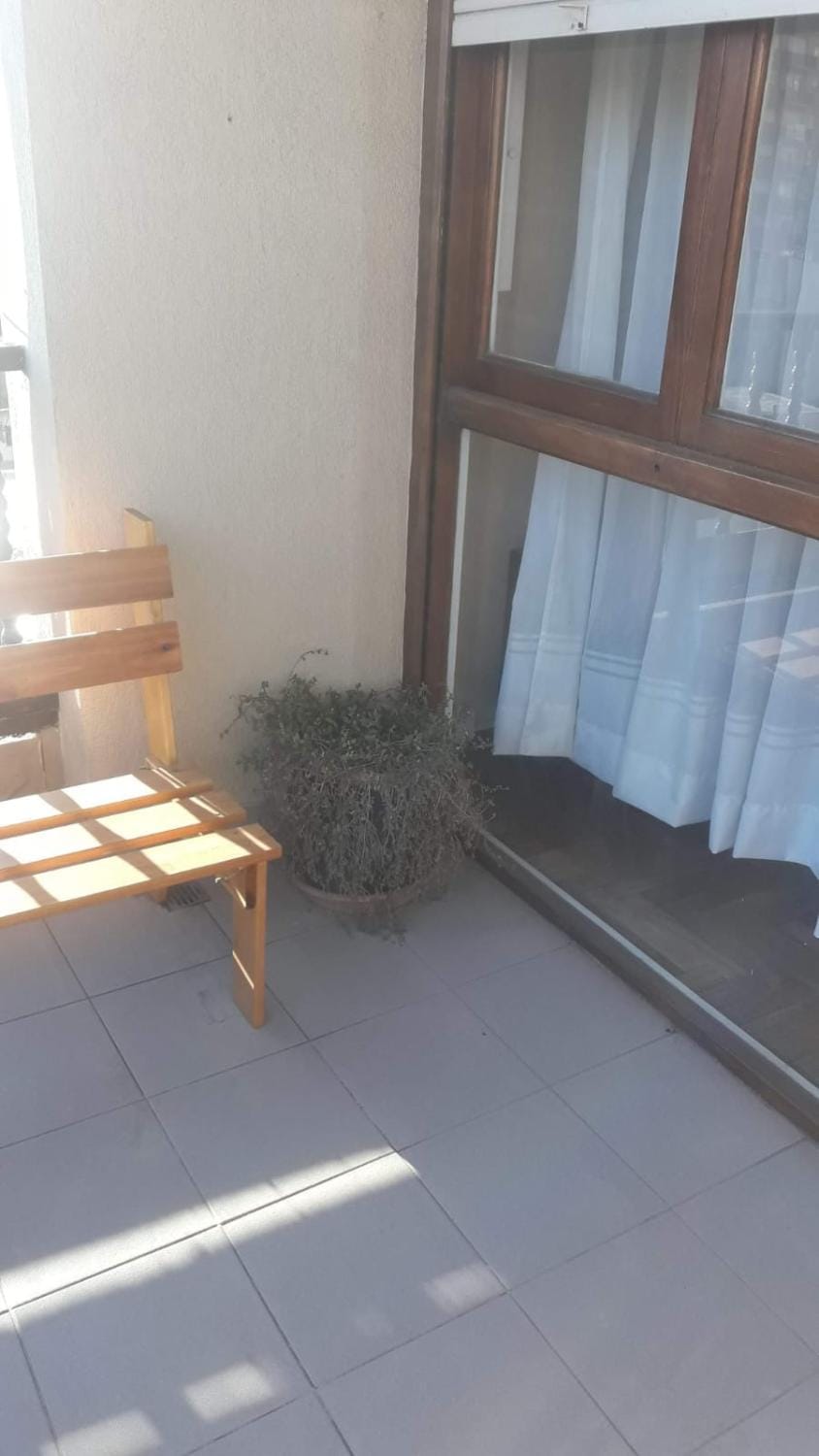 Mardel excelente semipiso 3 amb 2 bños 5 pers Apartment in Mar del Plata