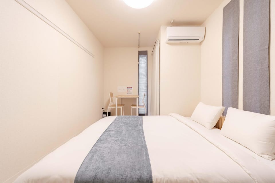 Bed, Photo of the whole room, Bedroom, air conditioner