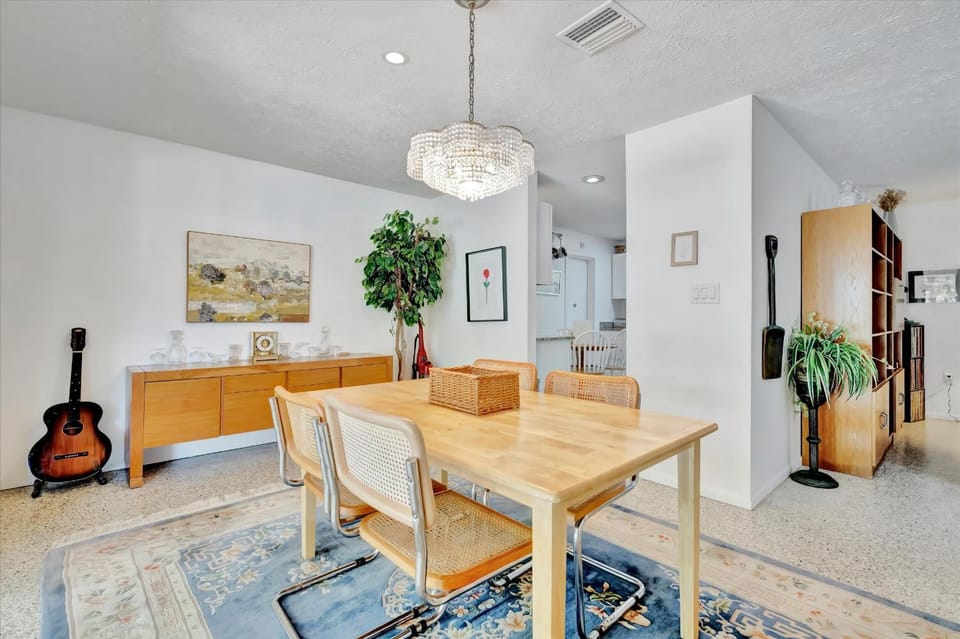 Coastal Home with Hot Tub Firepit and Music Lounge House in Siesta Beach