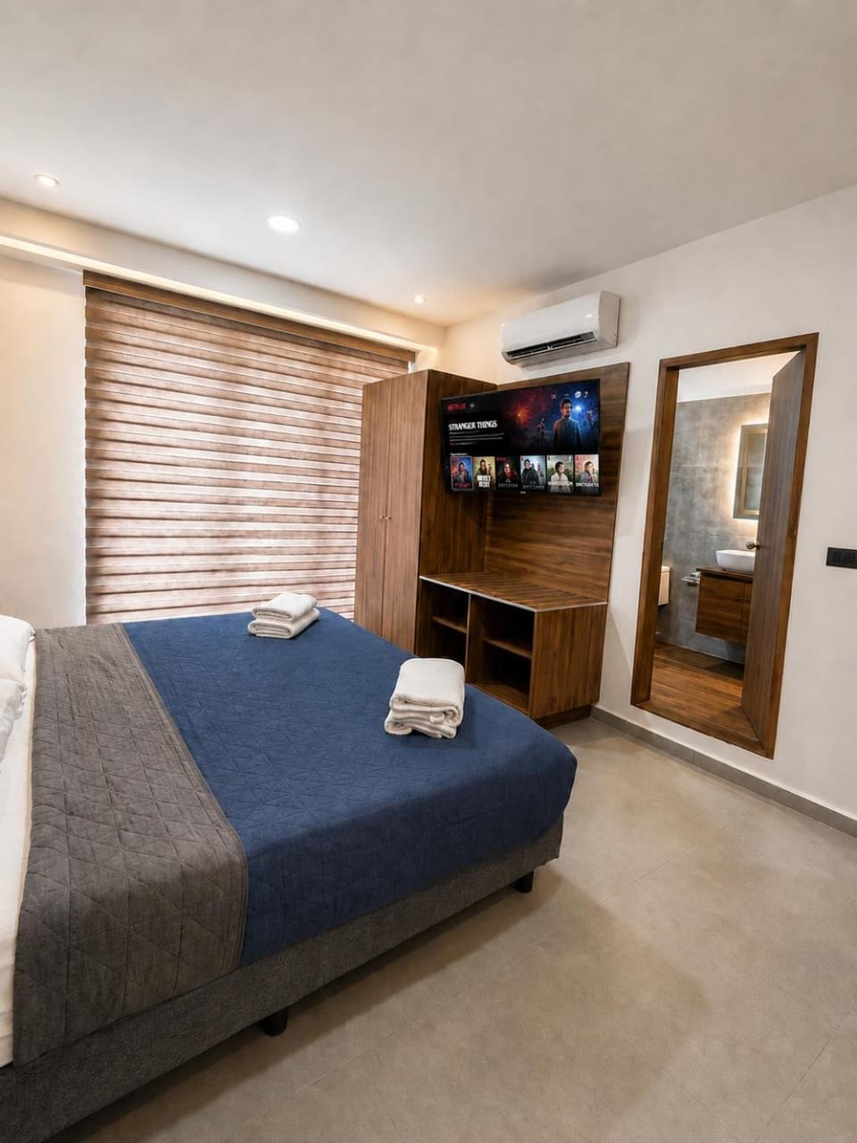 Bed, TV and multimedia