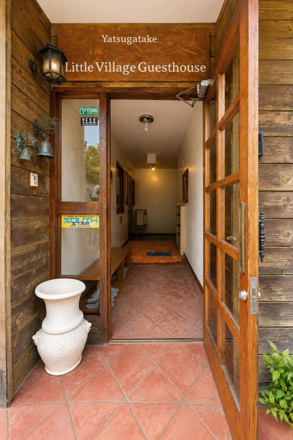 Facade/entrance