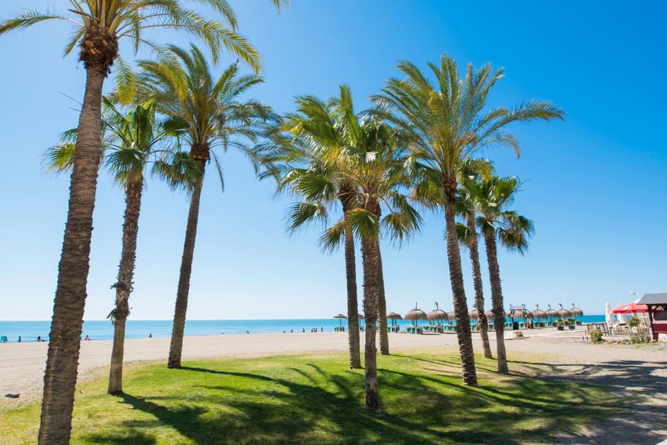 Malaga playa 1ª línea Antonio Banderas Apartment in Malaga