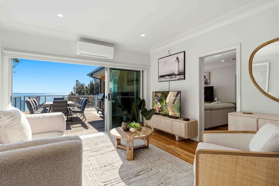 Sunkissed & Studio House in Vincentia