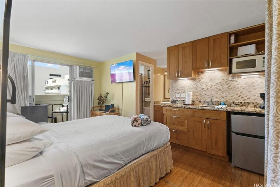 Steller ocean View! Center of Waikiki! Apartment in Honolulu