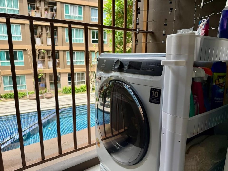 Pool View Studio Dcondo Creek 30 Apartment in Kathu