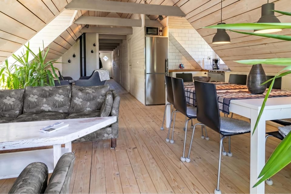 Kitchen or kitchenette, Living room, Dining area