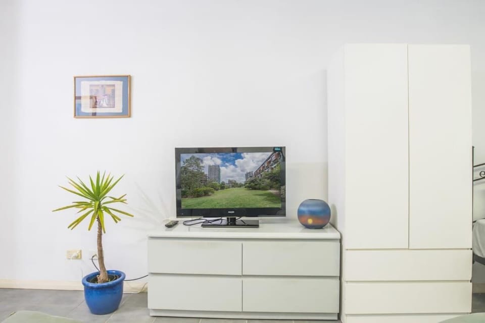 Close to city Peaceful studio at Waterloo Apartment in Sydney