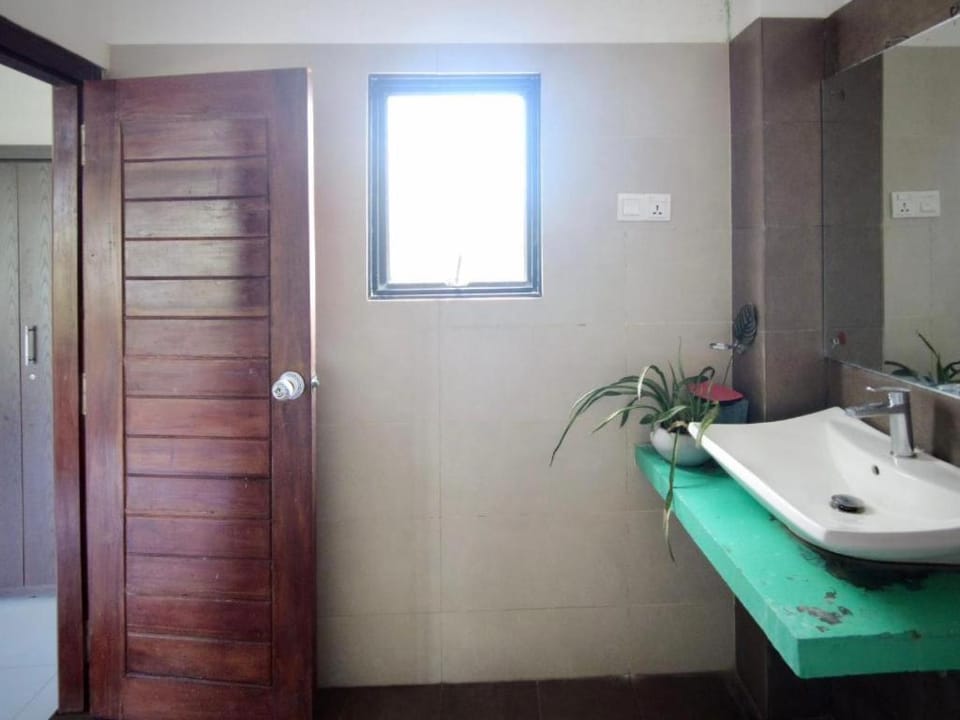 White House 101 Hotel in Galle