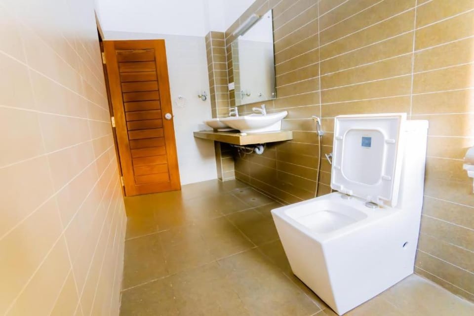 White House 101 Hotel in Galle