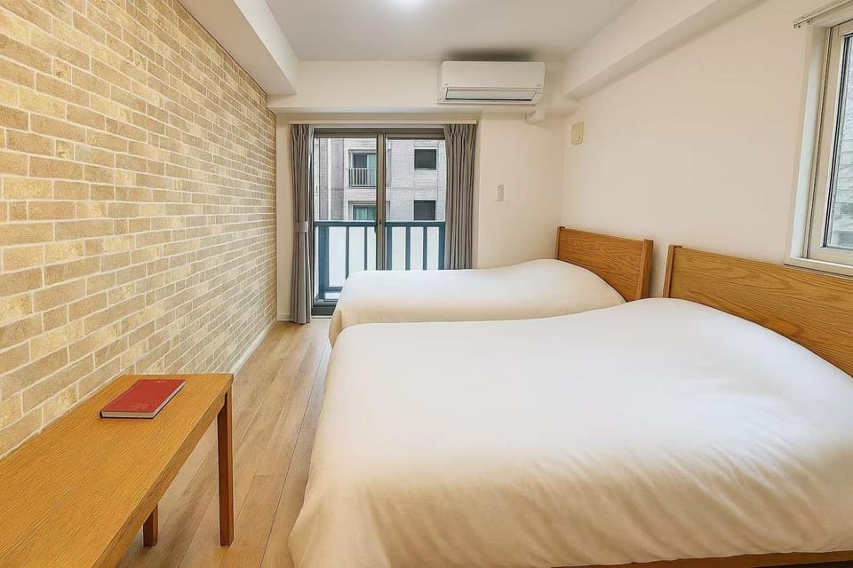 Bed, Photo of the whole room, Bedroom, air conditioner